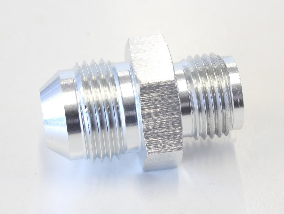 AF704-08S - Adaptor 5/8 X 18 Inverted seat to -08 Silver